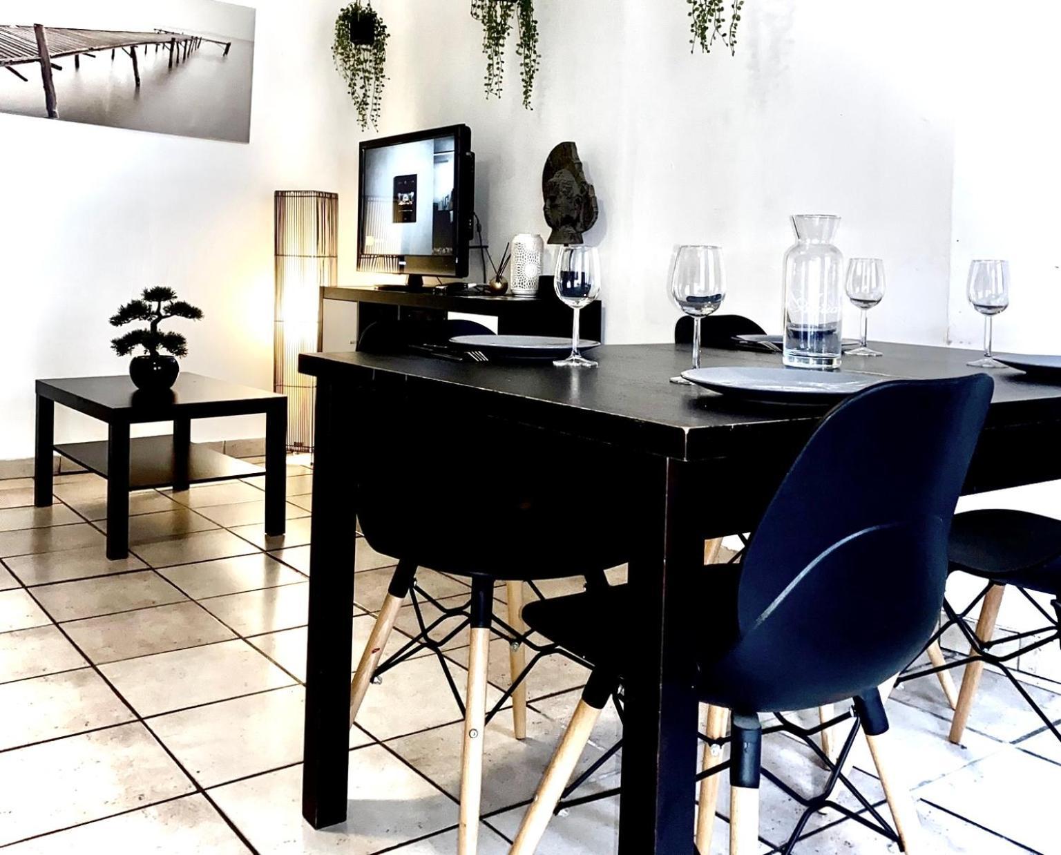 Appartement Calme Au Coeur De La Bastide St-Louis Carcassonne Buitenkant foto